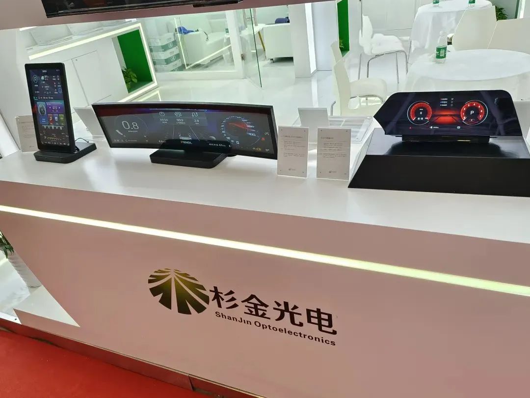 37bad418e8ffb9a6bf0a31c74184a59d